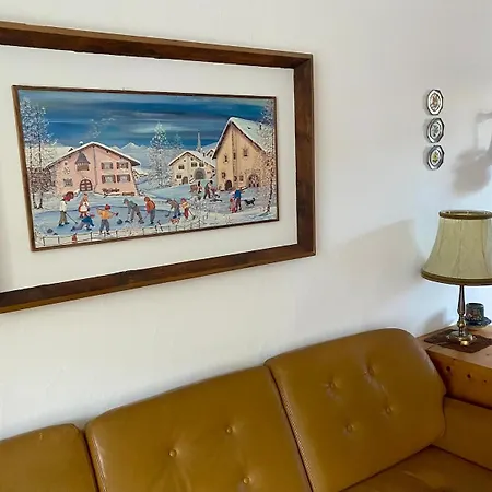 Centrally Located With 4 Single Beds Davos