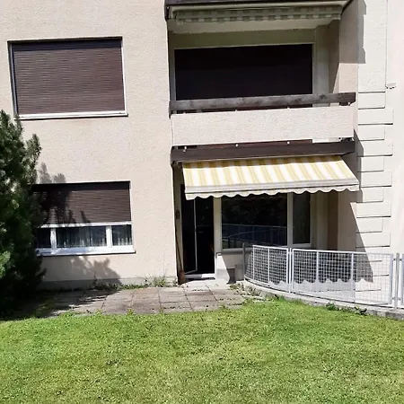 Apartment Centrally Located With 4 Single Beds